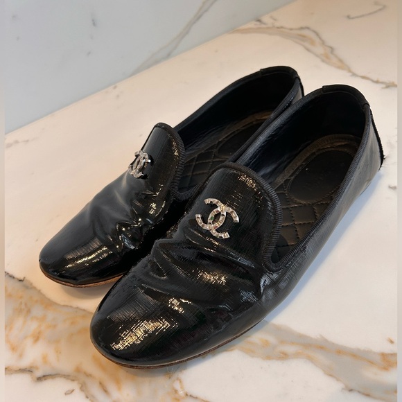 CHANEL Flat Patent Leather 36.5 Black Slipper Authentic - Picture 2 of 6